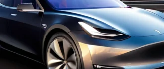 Tesla Model Z флагман, элегантный электромобиль с автономным вождением, современный интерьер, ночной городской пейзаж
